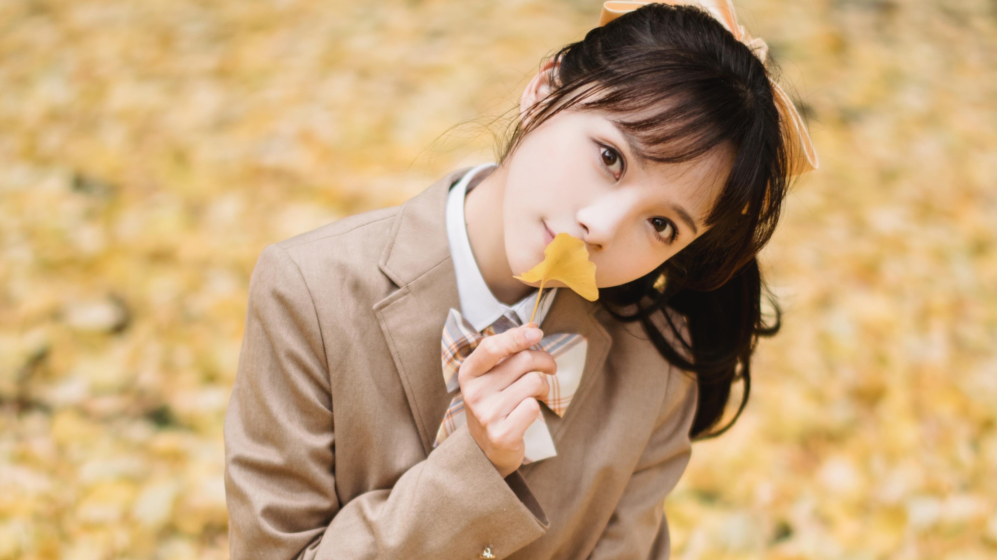 世界杯四强鏖战:战术施展,精彩纷呈!,各界世界杯四强