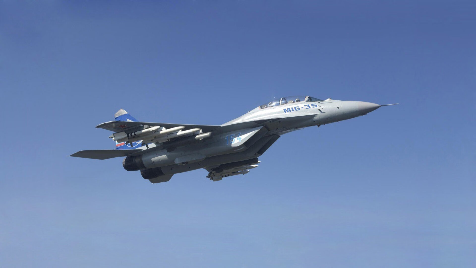 字母哥强调进攻选择需更加合理,字母哥进球后动作